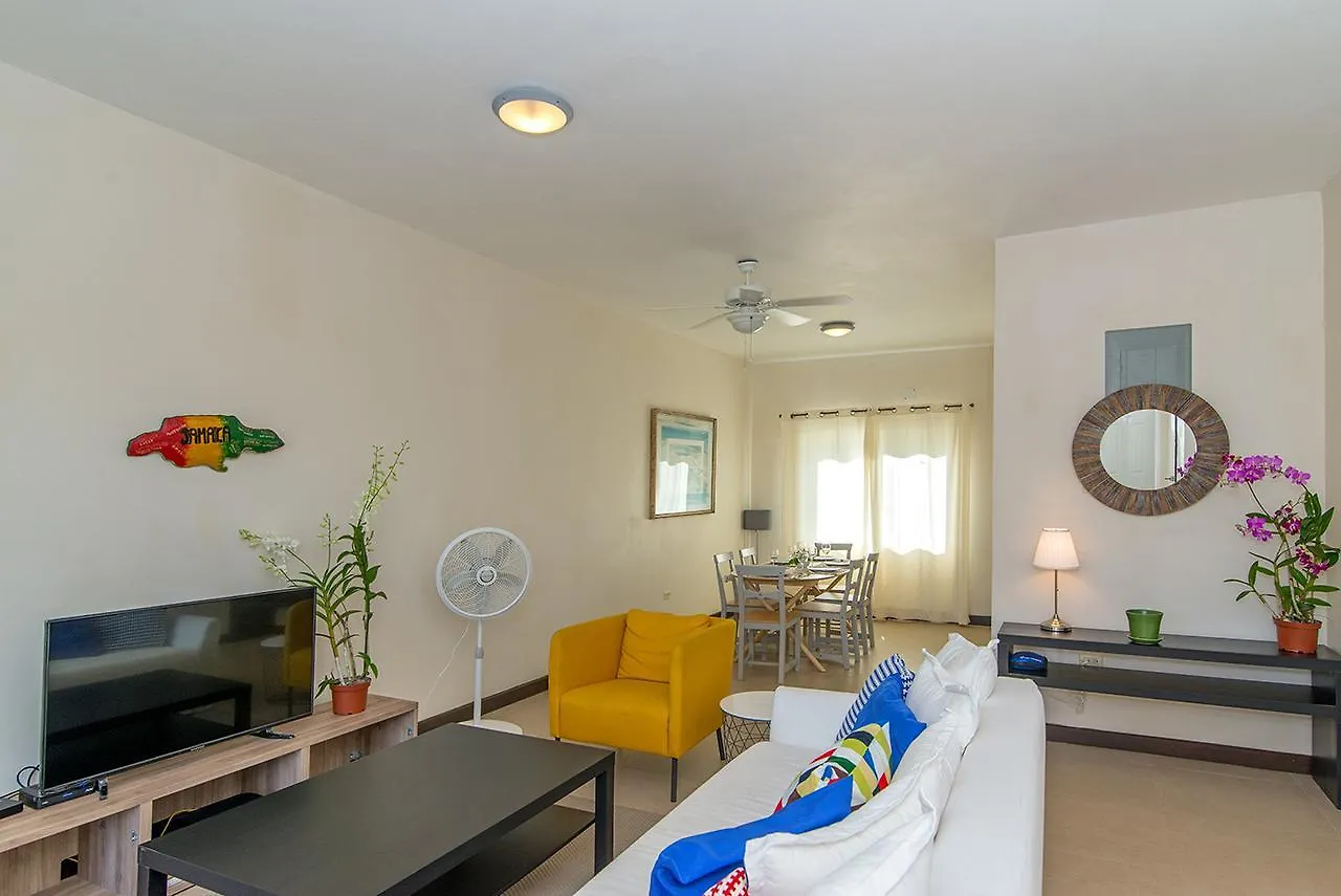 Family Complex Beside Beach W/Pool Montego Bay #1 Holiday home